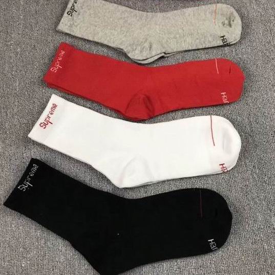 Supreme Sock 04